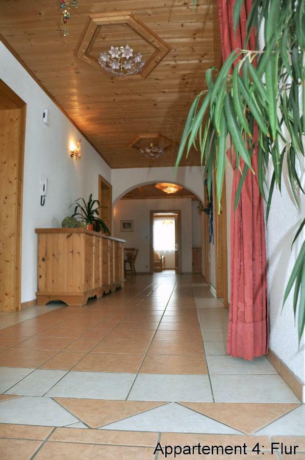 Haus Goldeck Apartment Lermoos Exterior photo
