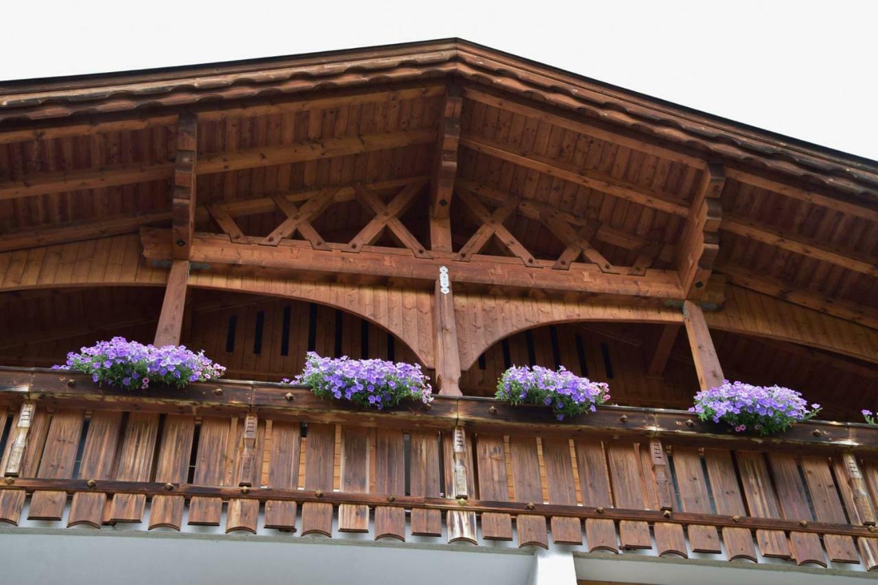 Haus Goldeck Apartment Lermoos Exterior photo